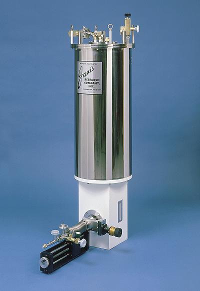 Superconducting magnet system for use with Rigaku x-ray generator and theta/theta wide-angle goniometer