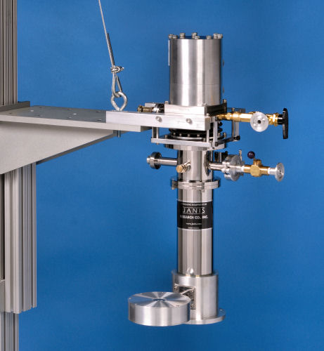 CCS-100-XG-M Cryogen-Free Low Vibration Microscopy Cryostat