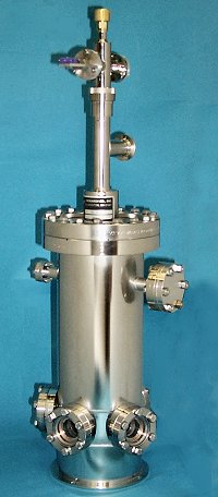 ST-400 Ultra High Vacuum cryostat for optical measurements